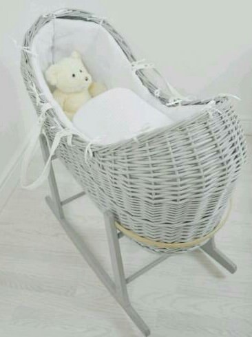 kinder valley white dimple moses basket